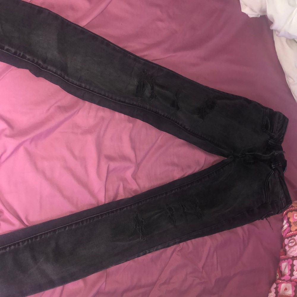 black american eagle jeans!